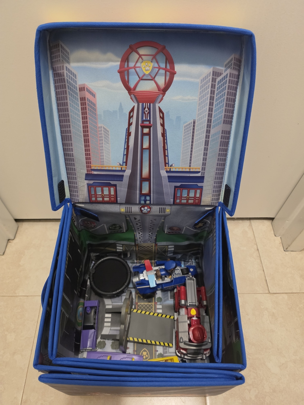 Paw Patrol Playmat & Storage Bin - Accessories Included